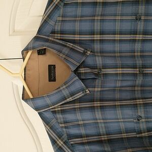 Van Heusen Blue/Tan/Gray Plaid Button Down Cotton Long Sleeve Pockets Shirt  Lrg